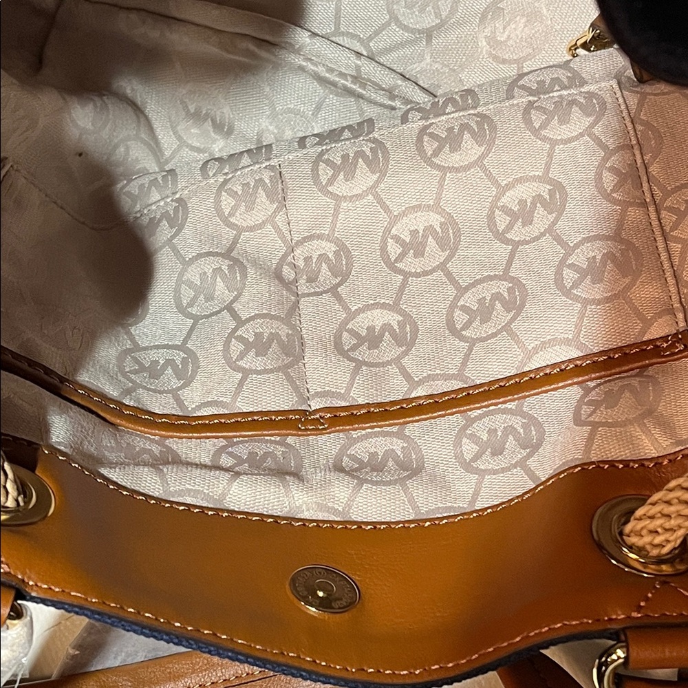 New Michael Kors Navy and Brown Tote Marina Shoulder Handbag Tote - Picture 11 of 12